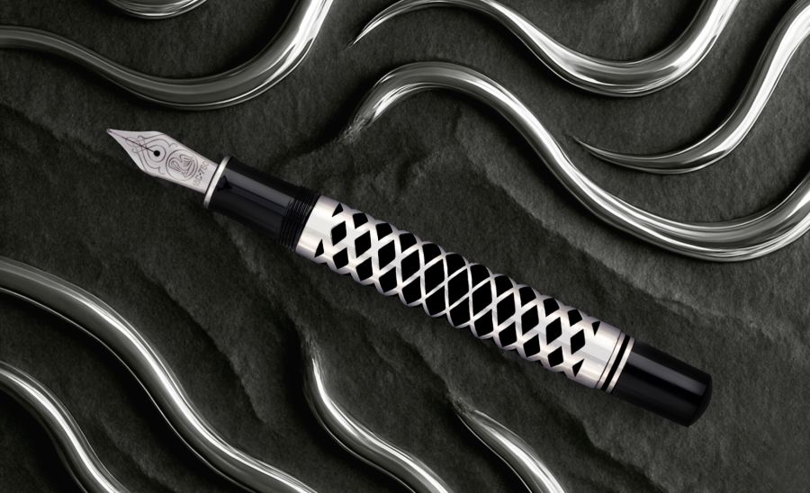 M815 Souverän Metal Striped Blue